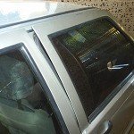 Uno: um carro fácil de arrombar. Veja o estrago após o roubo do rádio
