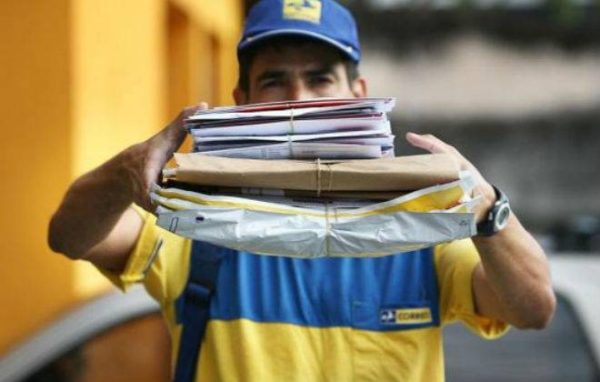 Como retirar encomendas dos Correios