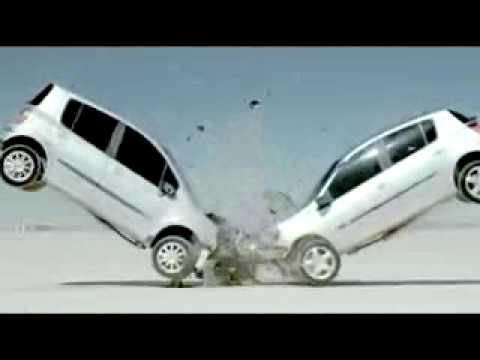Propaganda com crash tests da Renault
